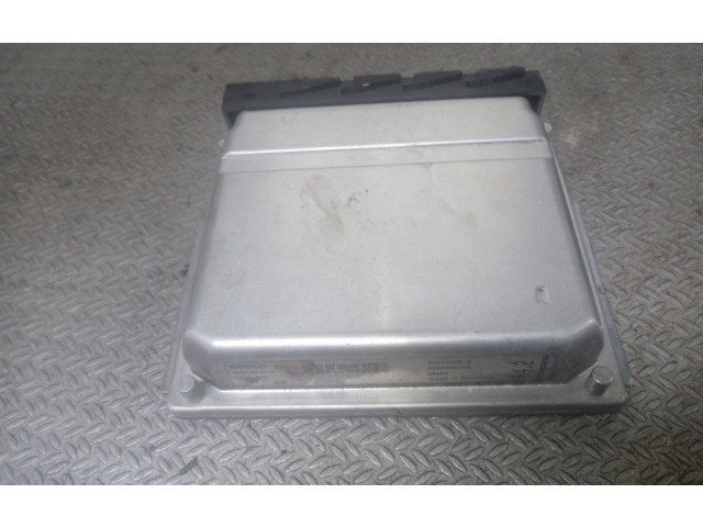 Блок управления двигателя 0281001776, 09470429B Volvo S80