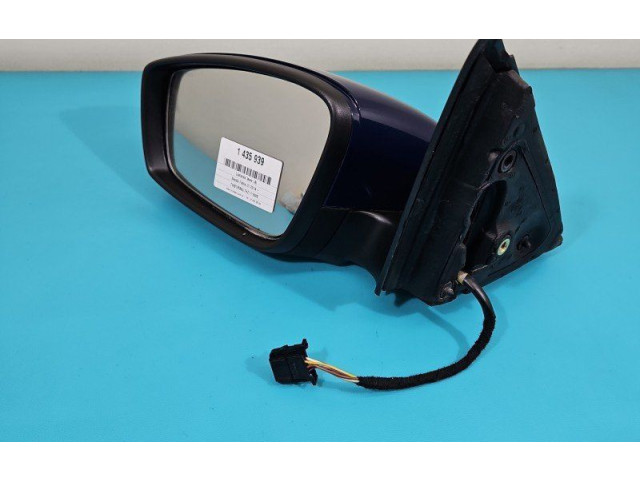 Зеркало электрическое Skoda Fabia Mk3 (NJ) 2015 - 2021 года