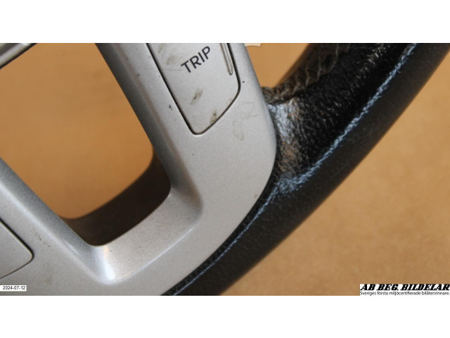 Руль KIA Ceed  2006 - 2012 года 561101H580EQ, 561101H580EQ      