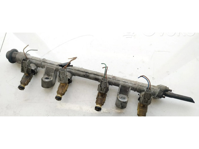 Vstřikovací lišta Hyundai Coupe pro benzínový motor 2.0