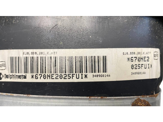 Volant Seat Ibiza IV (6J,6P) 2011 6J0419091M, 6J0880201K