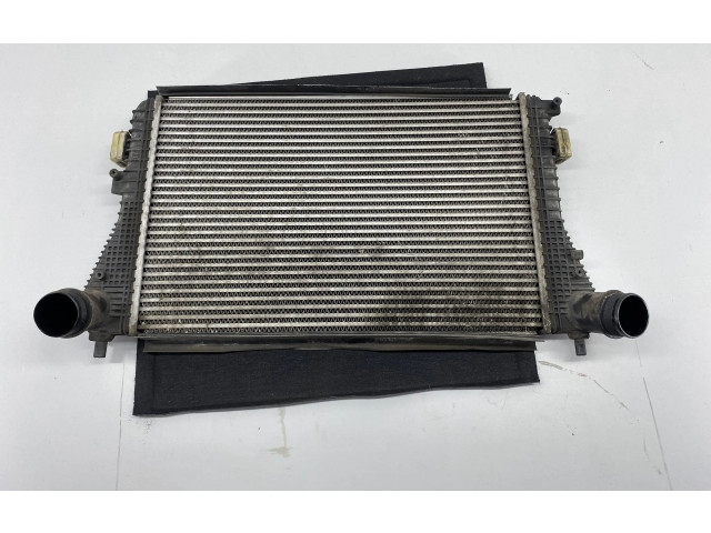 Интеркулер  1K0145803BM, 1K0121251DM   Skoda Superb B6 (3T) 