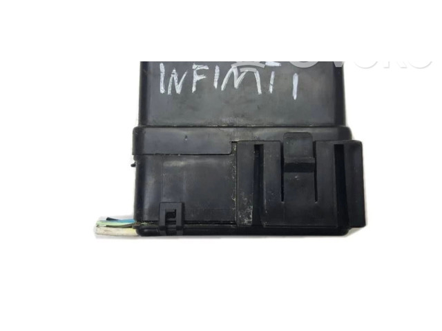 Блок предохранителей Infiniti Q50
