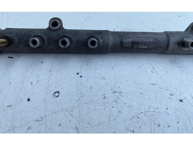 Топливная рампа 31259011   Volvo V70  