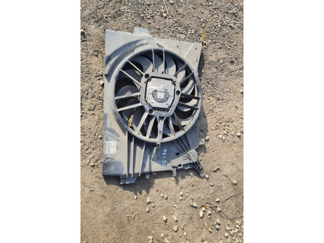 Вентилятор радиатора     30741144    Volvo V70 