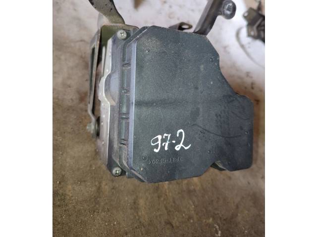 Блок АБС    Subaru  B9 Tribeca  2006 - 2007 года