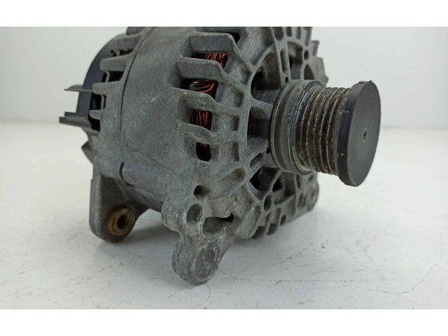 Генератор 03L903023L Volkswagen Caddy