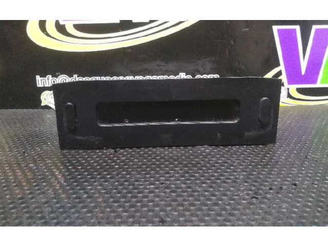 Дисплей 96636543XTG00 Citroen Berlingo