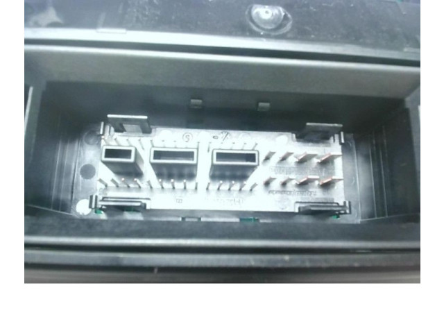 Přístrojová deska Volkswagen Passat Alltrack 2007