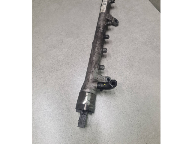 Топливная рампа 03L130089B, 03L906051   Audi A3 S3 8P   для двигателя CAY