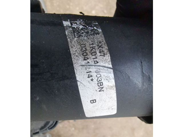 Интеркулер 1K0145803BN Skoda Octavia Mk2 (1Z)