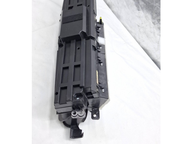 Přístrojová deska Toyota Prius (XW30) 2009 769363290, 769166650