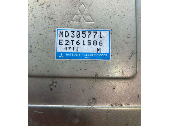 Блок управления двигателем Блок управления MD305771, E2T61586 Mitsubishi Lancer
