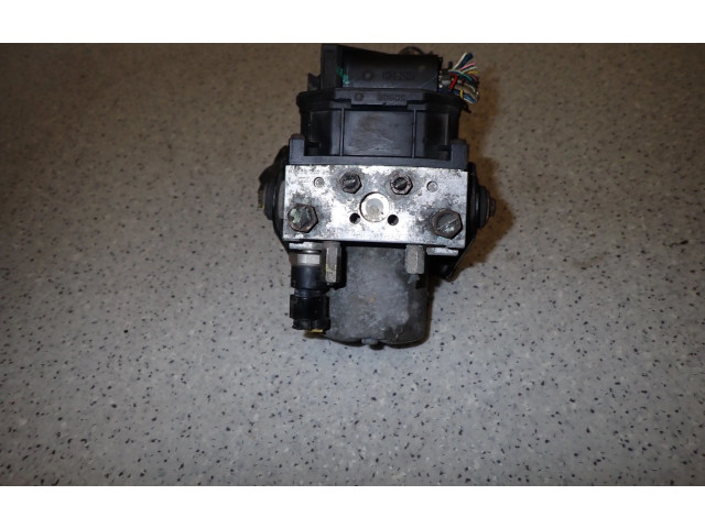 Блок АБС    Toyota  Corolla Verso AR10  2004 - 2009 года