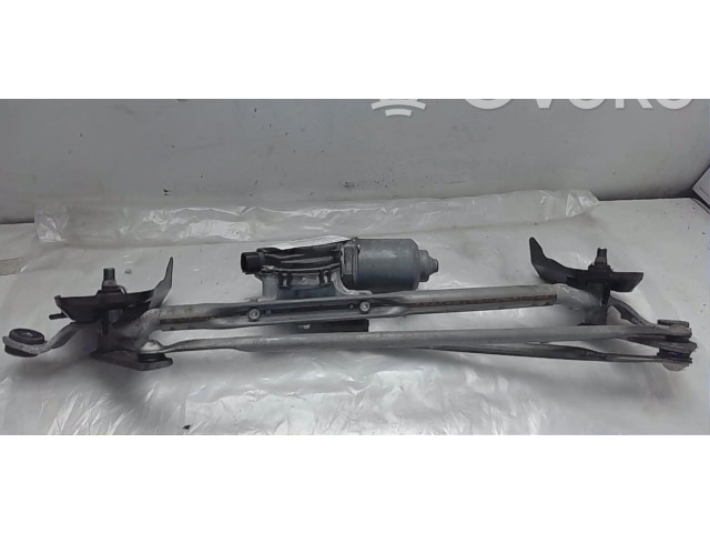 Моторчик дворников 8250B085 Mitsubishi Outlander