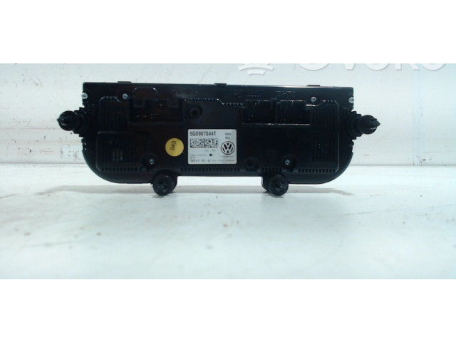 Блок управления климат-контролем Volkswagen Golf VII