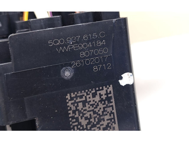 Блок предохранителей 5Q0937615C Audi A3 S3 8V