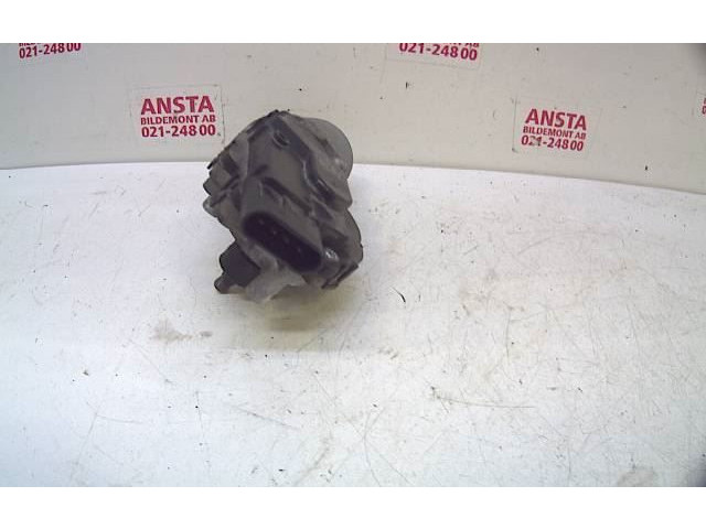 Моторчик дворников     Saab 9-5