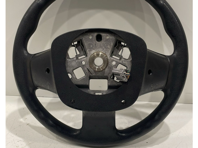 Volant Nissan Micra 2013