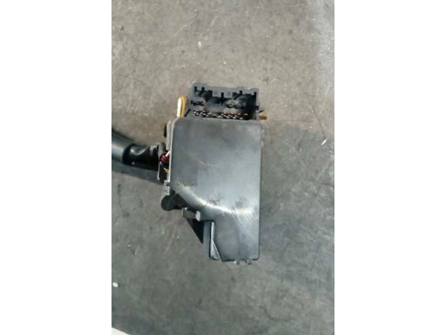 Ручка стеклоочистителей Mitsubishi Carisma