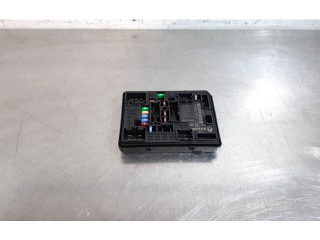 Блок предохранителей 240759865R, N106415P Dacia Duster