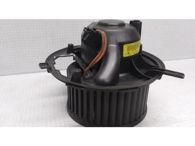 Вентилятор печки    1K1820015E, F995427D   Volkswagen Golf V