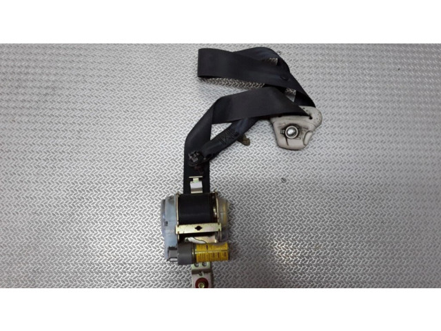 Передний ремень безопасности