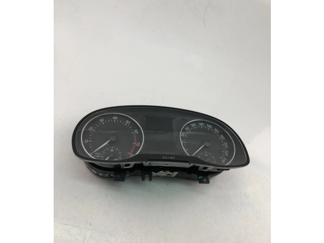 Панель приборов 6V0920740B   Skoda Fabia Mk3 (NJ)       