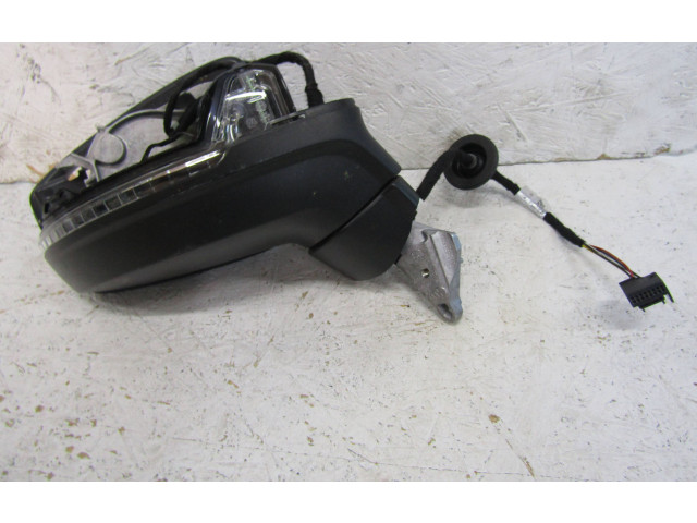 Zpětné zrcátko  Volkswagen Tiguan 2022  5NB857502AM  