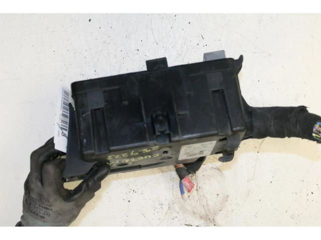 Блок предохранителей Ford Transit Custom