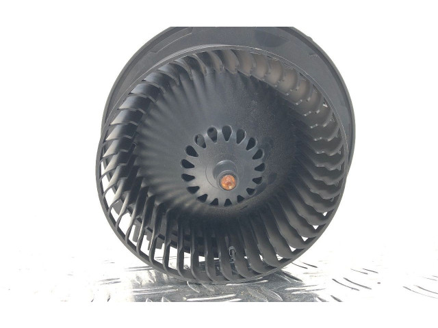 Вентилятор печки    5Q1819021B   Volkswagen Golf VII