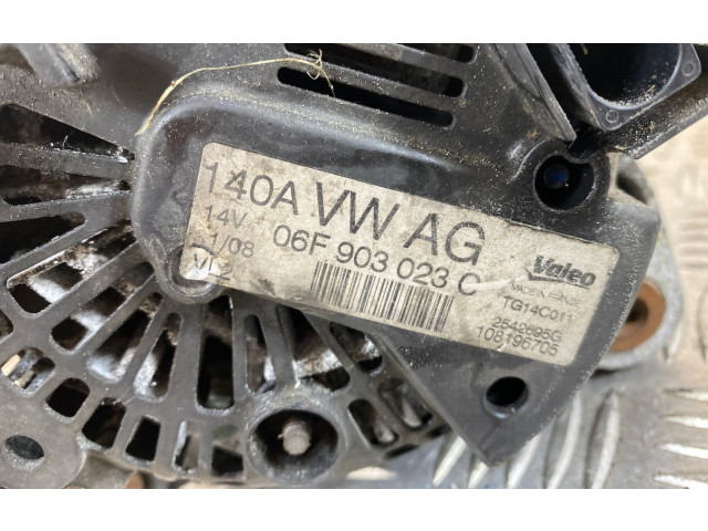 Генератор 06F903023C, 108196705   Volkswagen Caddy      
