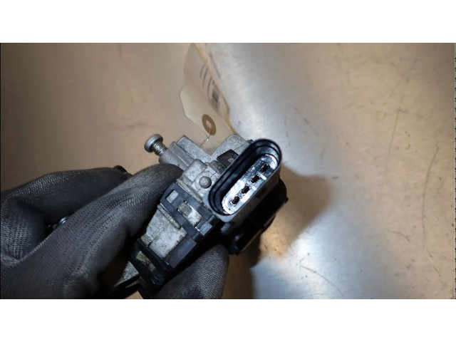 Моторчик дворников     Alfa Romeo GT