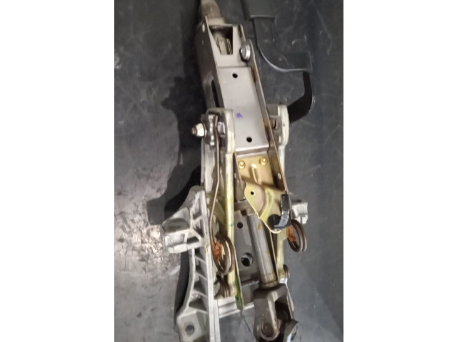 Рулевая рейка Mazda 3 I 2003 - 2006 года