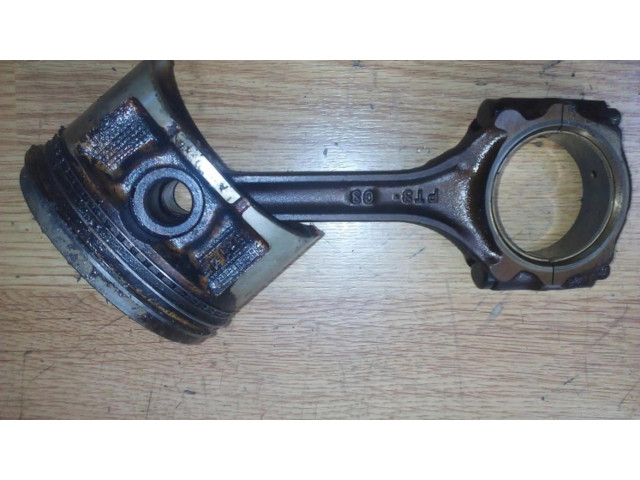 Поршень с шатуном Honda Accord для бензинового двигателя 2.3