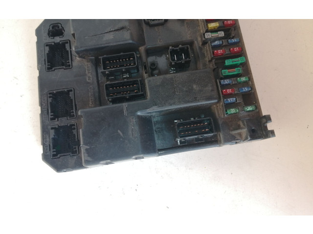 Блок предохранителей 9651197580, 9651196880   Peugeot 307    