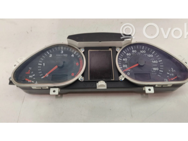 Přístrojová deska  Audi A6 S6 C6 4F 2006 4F0920982T, 4F0910930G  