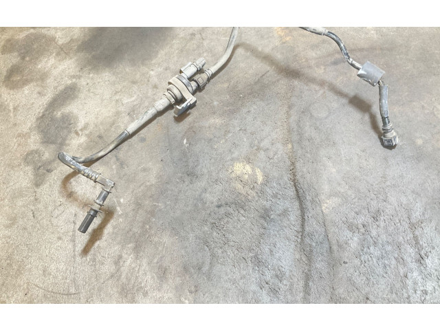 Топливная рампа Peugeot 2008 II для двигателя 10Z1AF