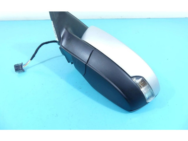 Зеркало электрическое Skoda Fabia Mk3 (NJ) 2015 - 2021 года