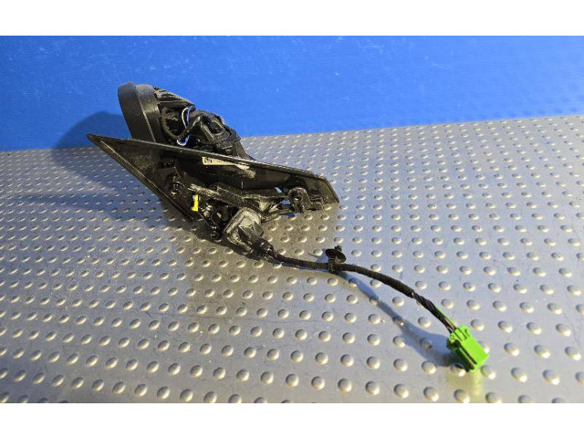 Зеркало электрическое Volvo V40 2012 - 2019 года