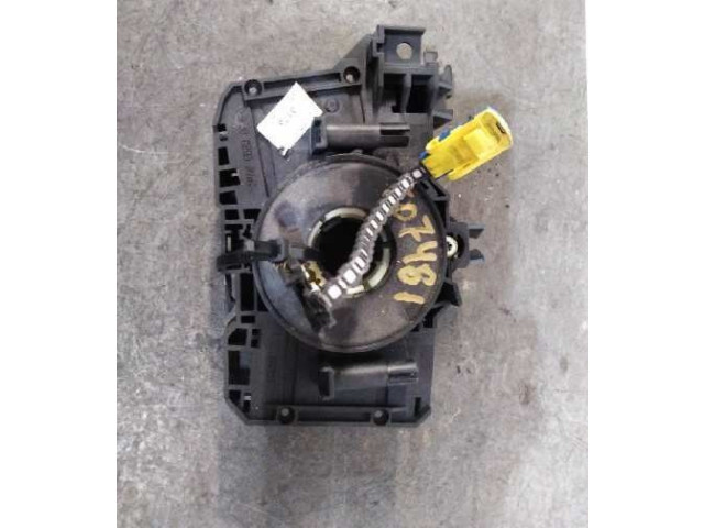 Подушка безопасности водителя 8200213173   Dacia Logan Pick-Up