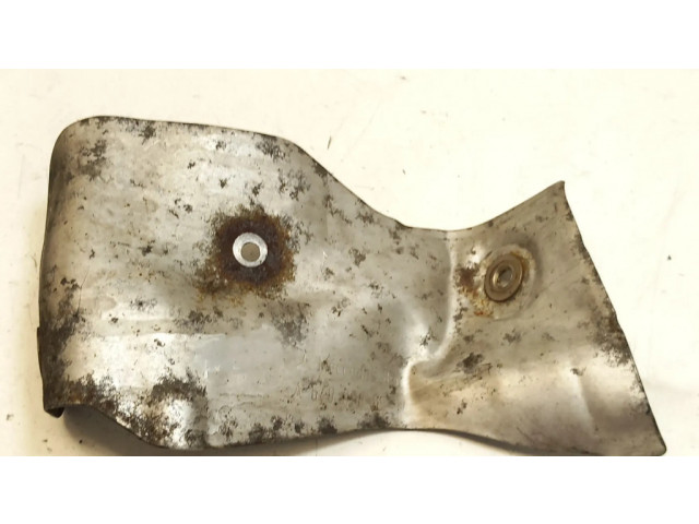 Другая деталь отсека двигателя