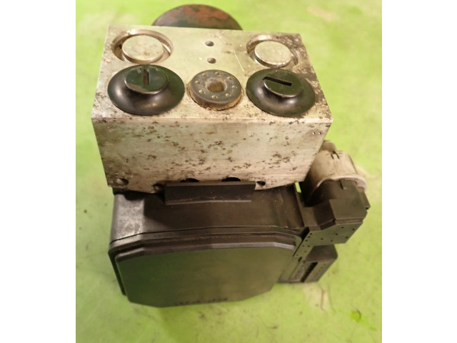 Блок АБС 44540-53010 Lexus IS 200-300 1999 - 2005 года