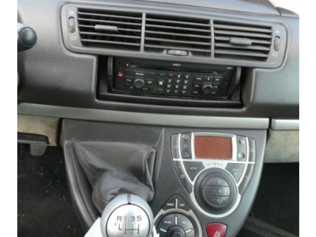 Моторчик заднего дворника 00006405EN    Citroen C8