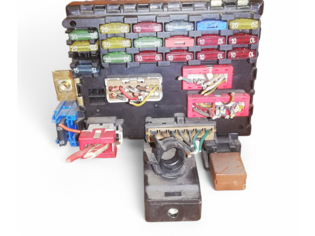 Pojistková skříňka 46412170, 46412170 Lancia Y 840 2000