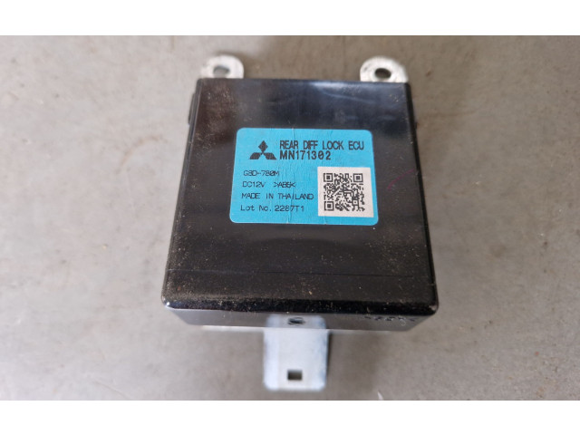 Блок управления MN171302 Mitsubishi L200