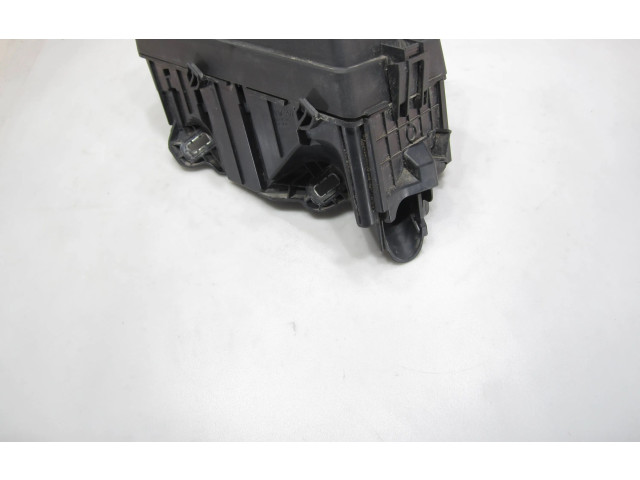 Pojistková skříňka 5R3907361 Volkswagen Caddy 2022