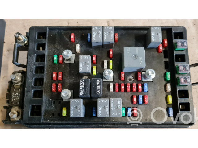 Блок предохранителей  153283007   Chevrolet TrailBlazer    