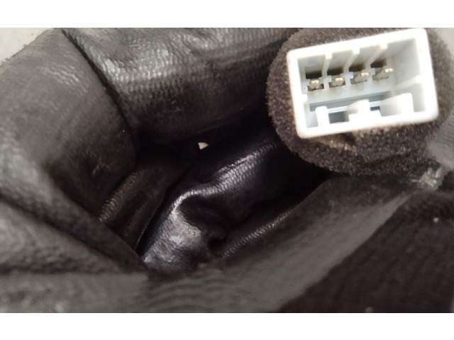 Включатель стеклоочистителей 96810070   Chevrolet Astra