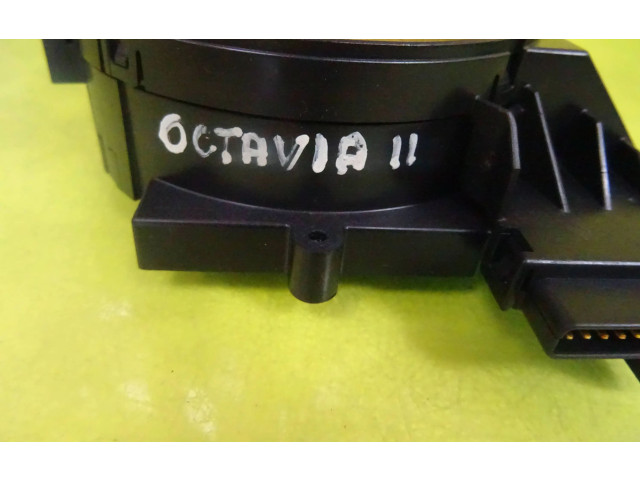 Подрулевой шлейф SRS 1K0959653C Skoda Octavia Mk2 (1Z)